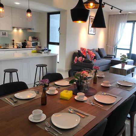 Teega Residence @ Cosy Seafront Living Nusajaya  Exteriör bild