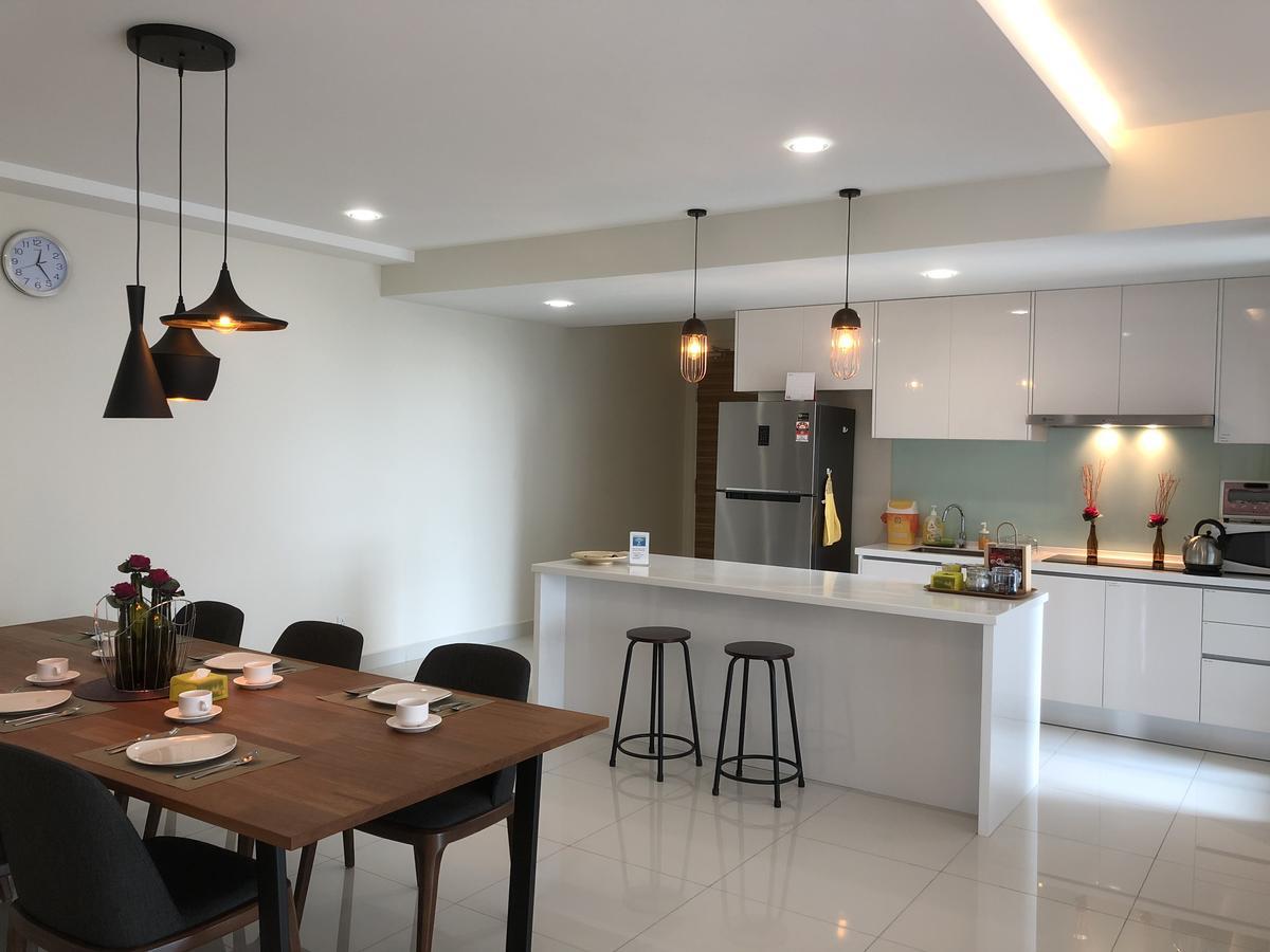 Teega Residence @ Cosy Seafront Living Nusajaya  Exteriör bild